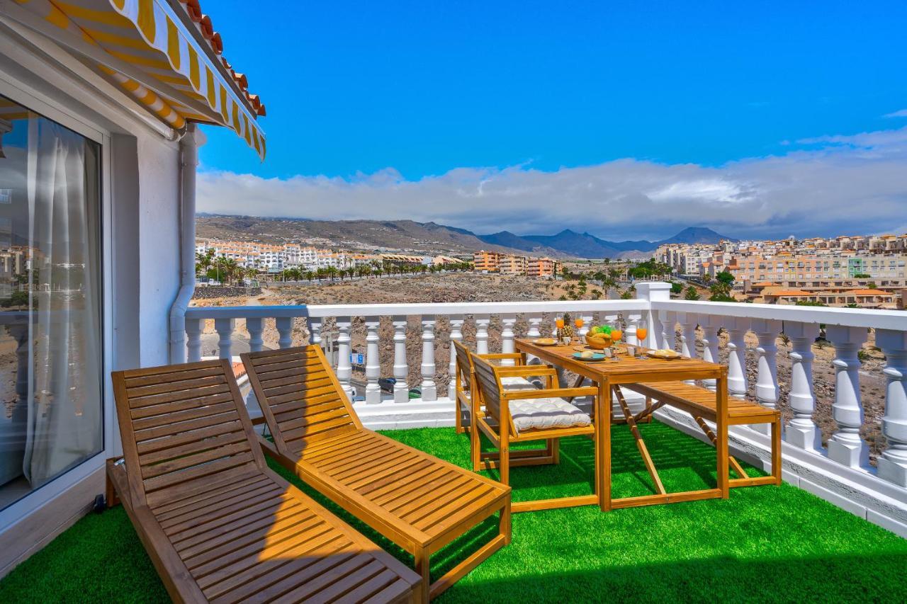 Апартаменти Good Mood - Sunny Seaview Кальяо-Сальвахе Екстер'єр фото